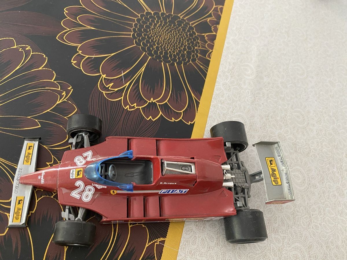 Ferrari Voitures modèles: Ferrari 126 René Arnoux  – D'occasion à St. Margrethen SG par Alfista_159 1