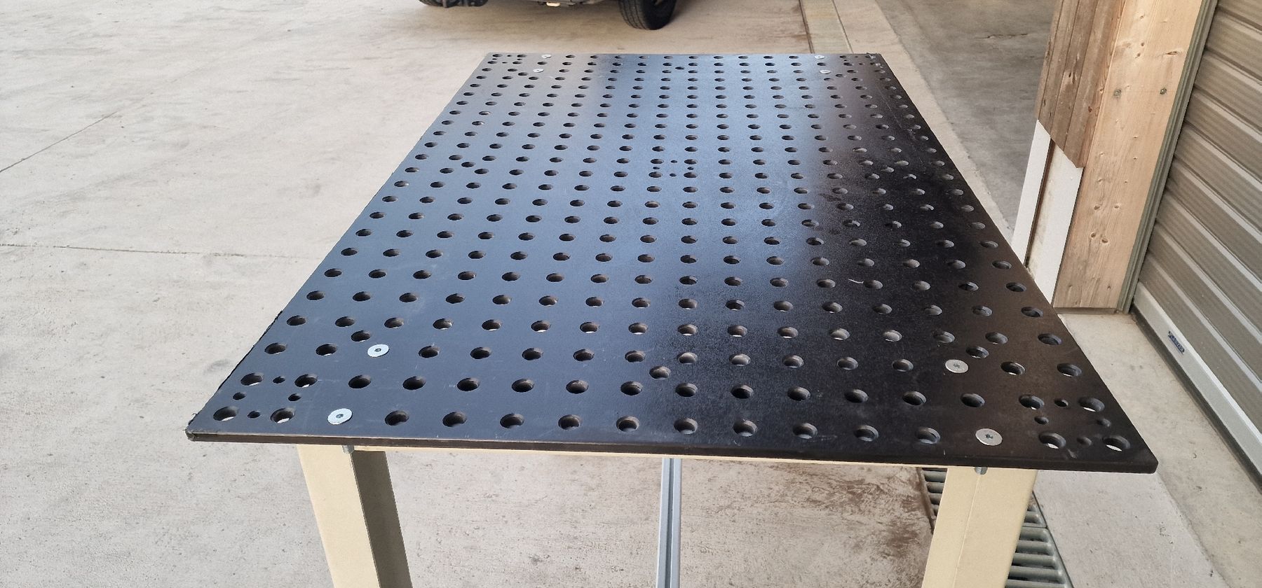 Lista Banchi da lavoro: Schweisstisch 800mm x 1200mm – Usato da Emmenbrücke venduto da inf_l8yf 4