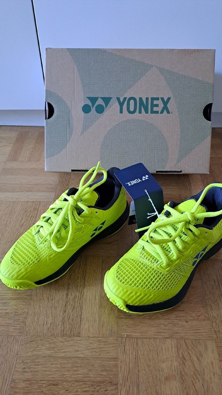 Yonex Scarpe per ragazzi: Tennisschuhe Yonex – Nuovo e nell'imballaggio originale da St.Gallen venduto da kura78