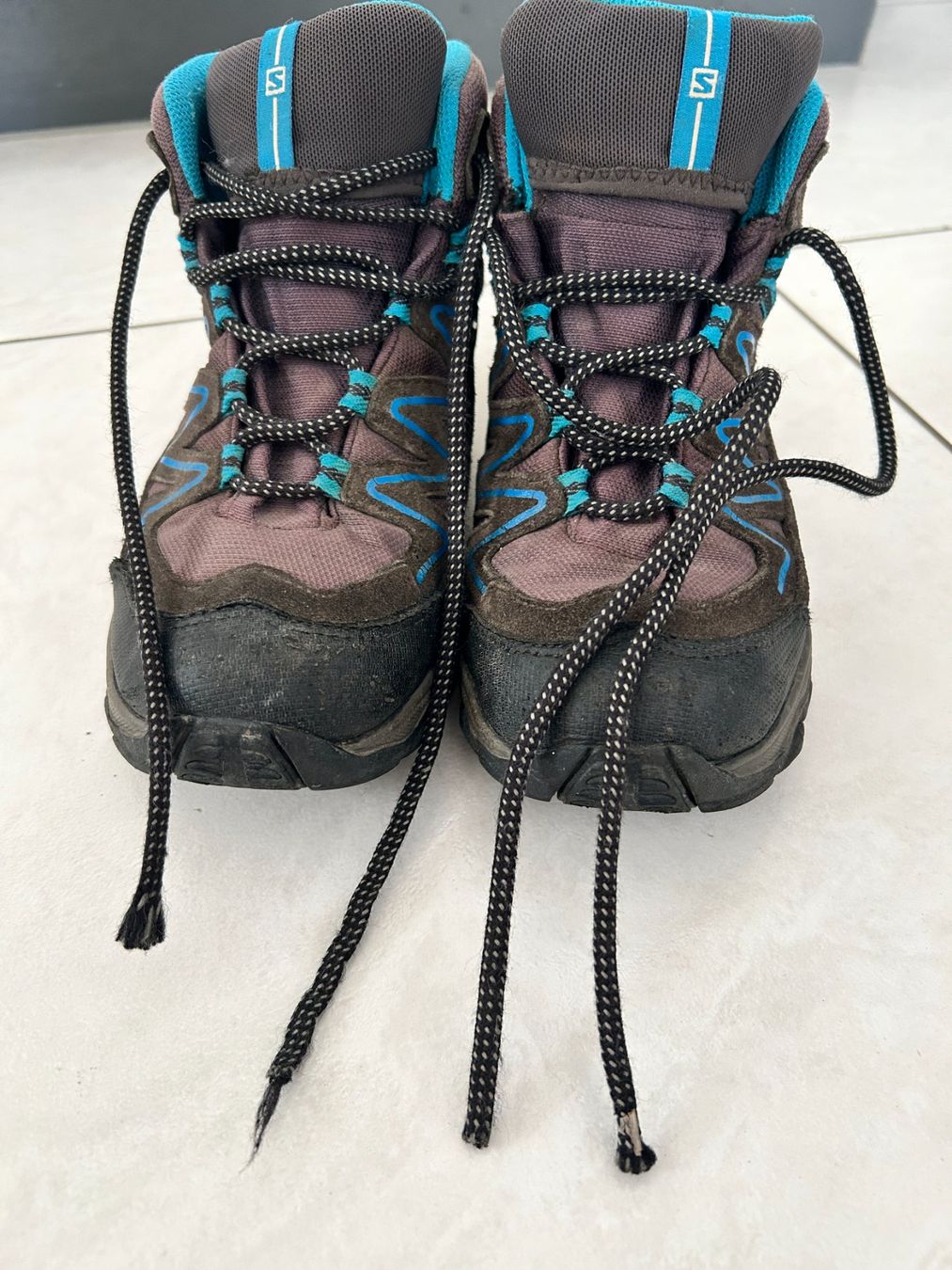 Salomon Schuhe für Jungen: Wanderschuhe Salomon Gr. 35 – Gebraucht aus Emmenbrücke von LuTi80 3