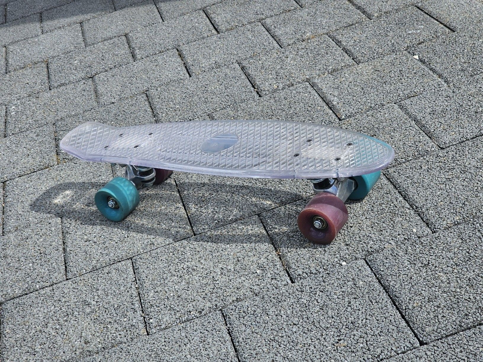 Skateboards: Mini Board mit LED. (Für Anfänger oder Gute Fahrer) – Neu (gemäss Beschreibung) aus Wohlen AG von Conan. 1