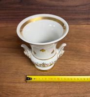 Süsse Blumenvase, Porzellan, Golddekor - Vintage Look!