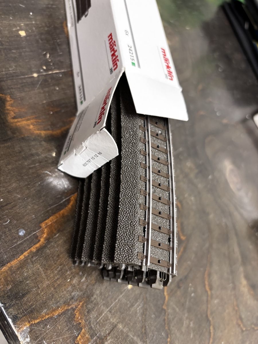 Märklin Modellini di ferrovie: Märklin C-Gleis radius R2 15 Grad – Nuovo (secondo la descrizione) da Seftigen venduto da Laersu02 1