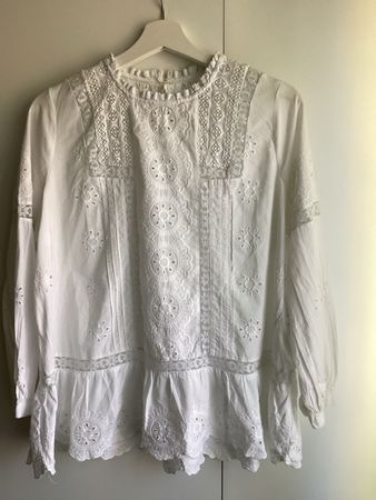 Bluse weiss mit Stickereien, Grösse S, 83% Baumwolle 