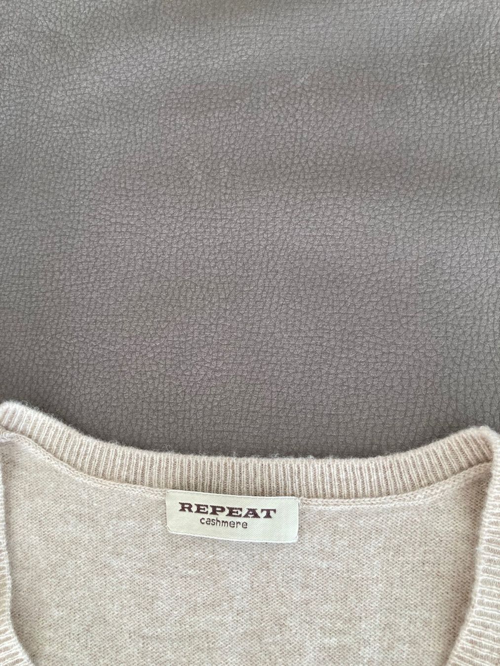 Repeat Maglioni & Felpe: REPEAT Kaschmirpulli, helles Beige Gr. S/M Damen – Nuovo (secondo la descrizione) da Glattpark (Opfikon) venduto da Pangie 2