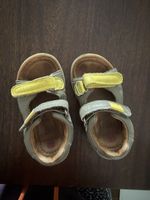 Kindersandalen von Elefanten Grösse 25