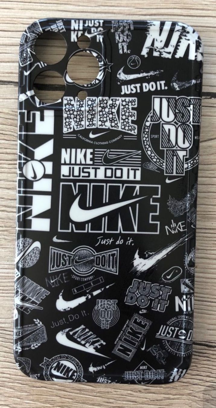 Apple Coques & Protection écran: Hülle Nike für iPhone 11 pro – D'occasion à Rafz par SaintCruz