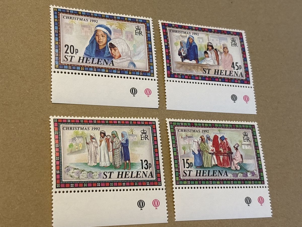 Tous les timbres: Weihnachtsmarken St. Helena 1992, 4er Block postfrisch – Neuf avec emballage d'origine à Zürich par engebrunau