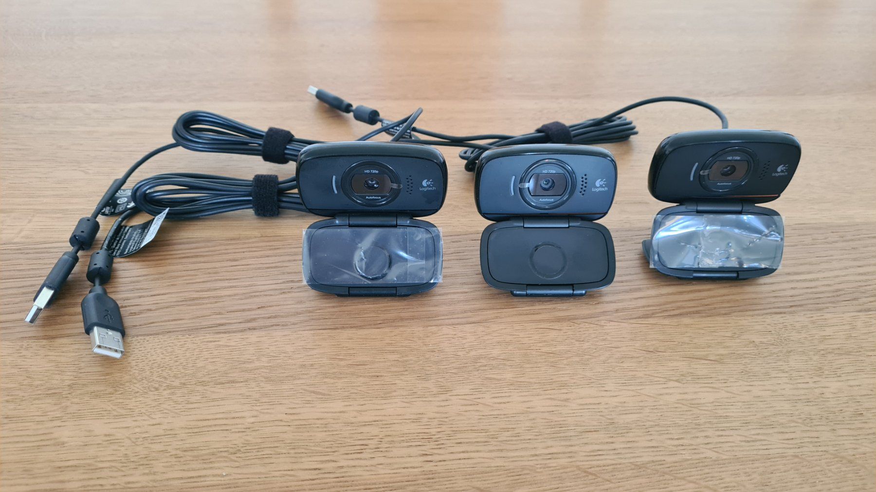 Logitech Webcams: 3x Logitech Webcam  B525 HD 720p USB / Neuwertig – Neu (gemäss Beschreibung) aus Winterthur von stufaphi