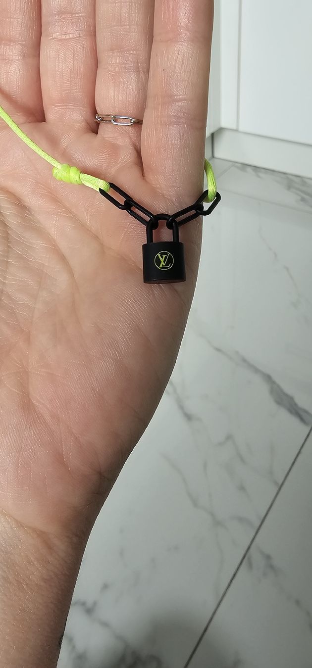 Armbänder & -reifen: Louis Vuitton cadenas titane – Neu (gemäss Beschreibung) aus Bernex von Chichi2000 3