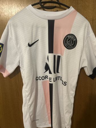 Fussballtrikot Paris Saint-Germain Messi 30 Grösse M neu