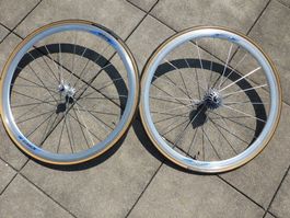 CAMPAGNOLO Scirocco 20 Laufräder 8-fach Pneu neu+Campa Kranz