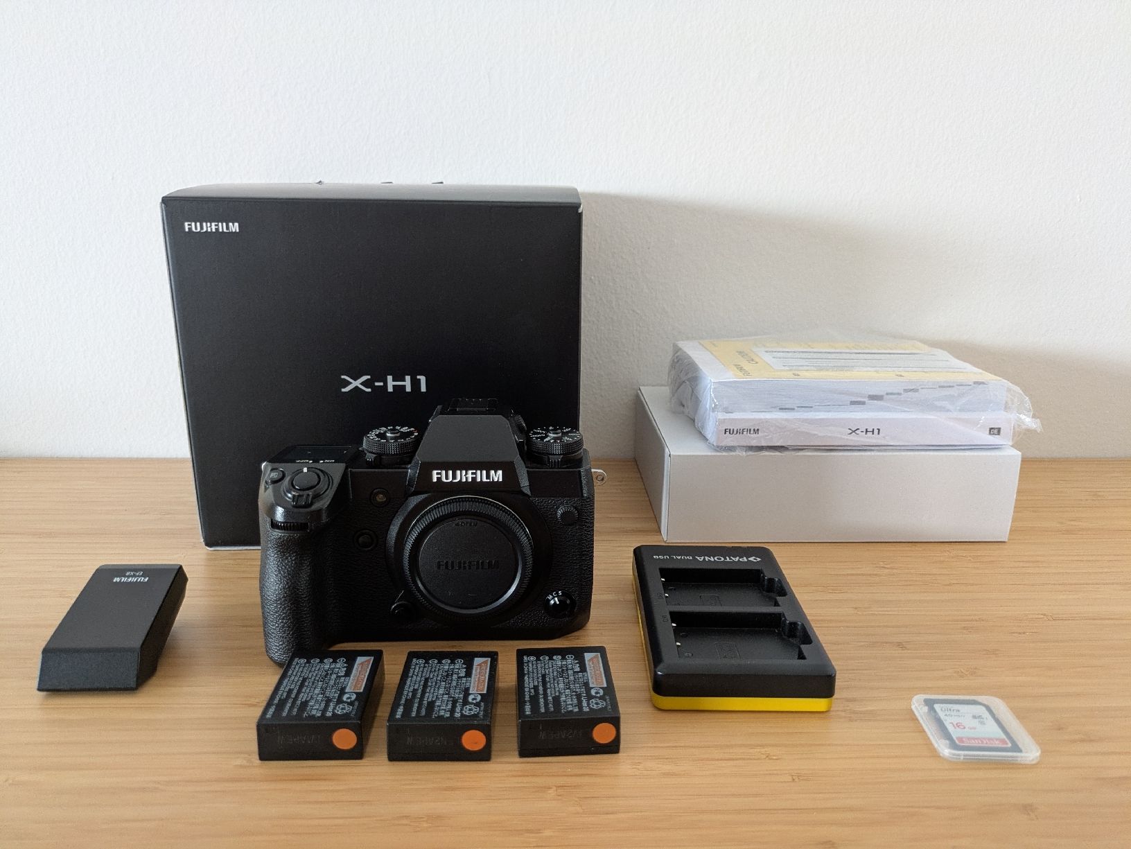 Fujifilm Kamera: Fujifilm X-H1 Camera Body with OV – Gebraucht aus Basel von adr_gmt9