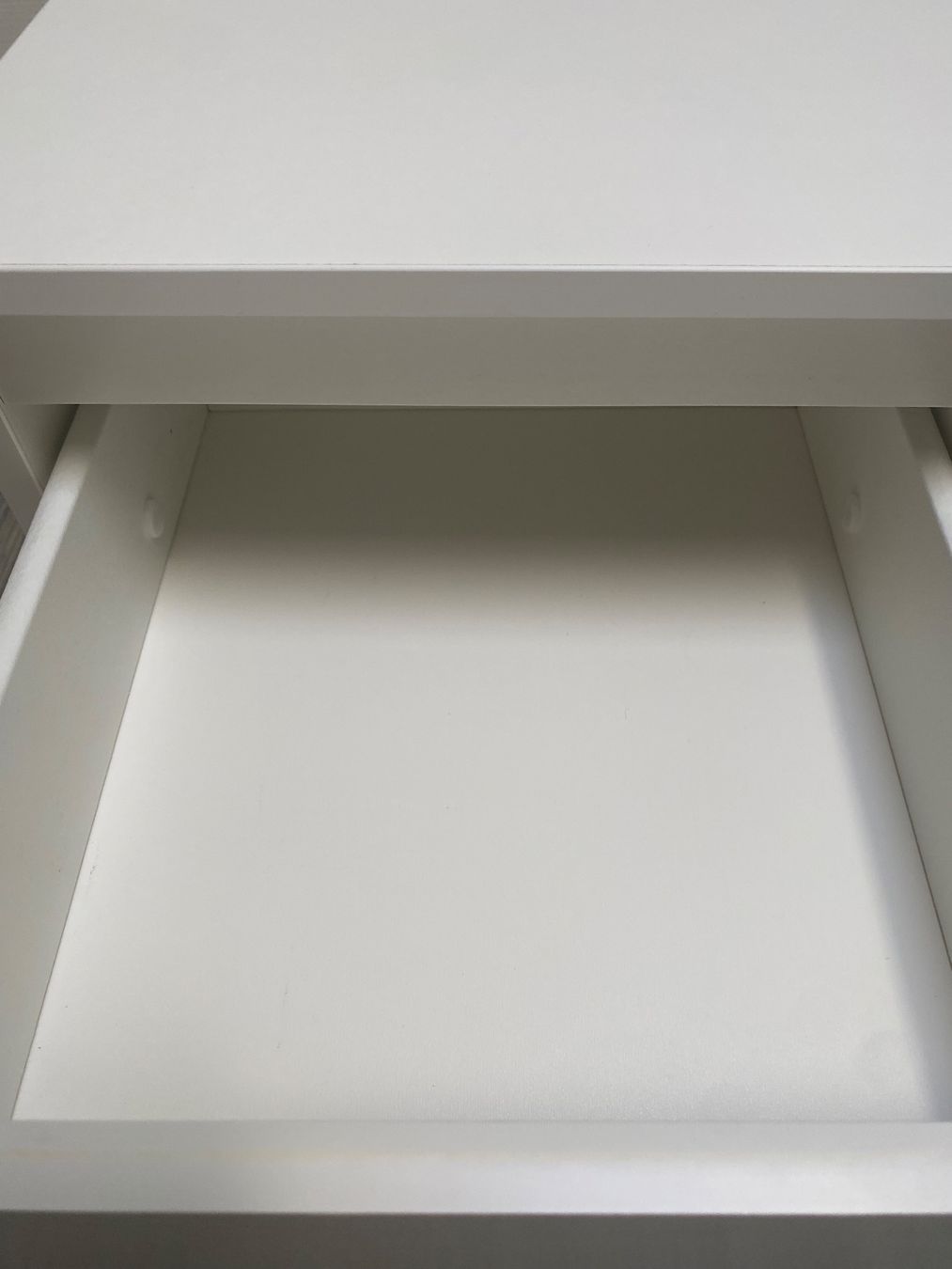 Ikea Tables de nuit: Ikea Nachttisch weiss – D'occasion à Rheinfelden par Piotr73 5