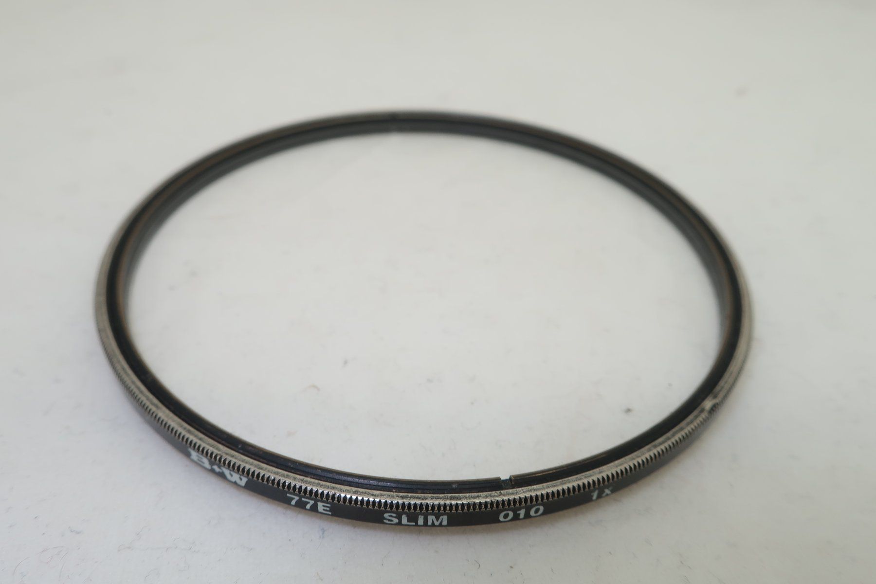 Filtri: B&W 77mm UV Filter Slim gebraucht #v1 – Usato da Dietikon venduto da Baro4