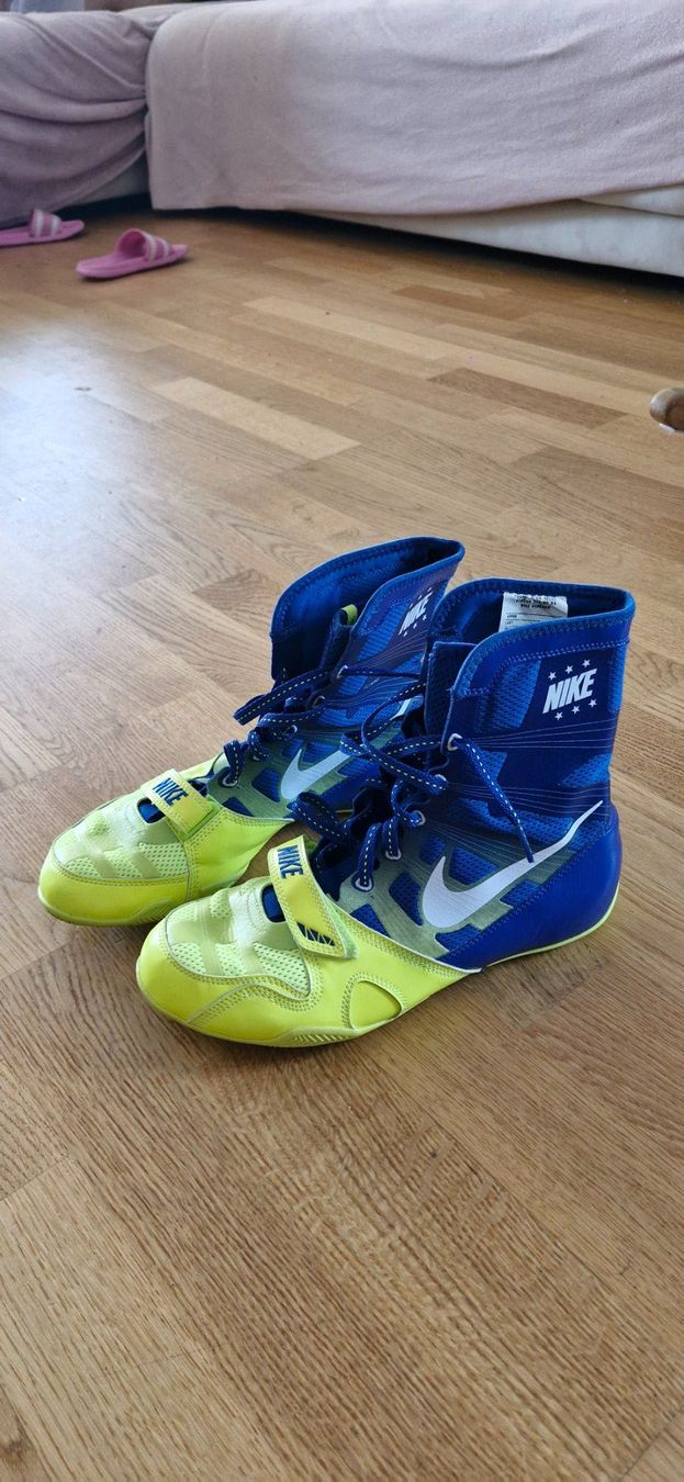Nike Scarpe da uomo: Nike Hyperko Boxschuhe blau / gelb – Usato da Bern venduto da iiandrinii