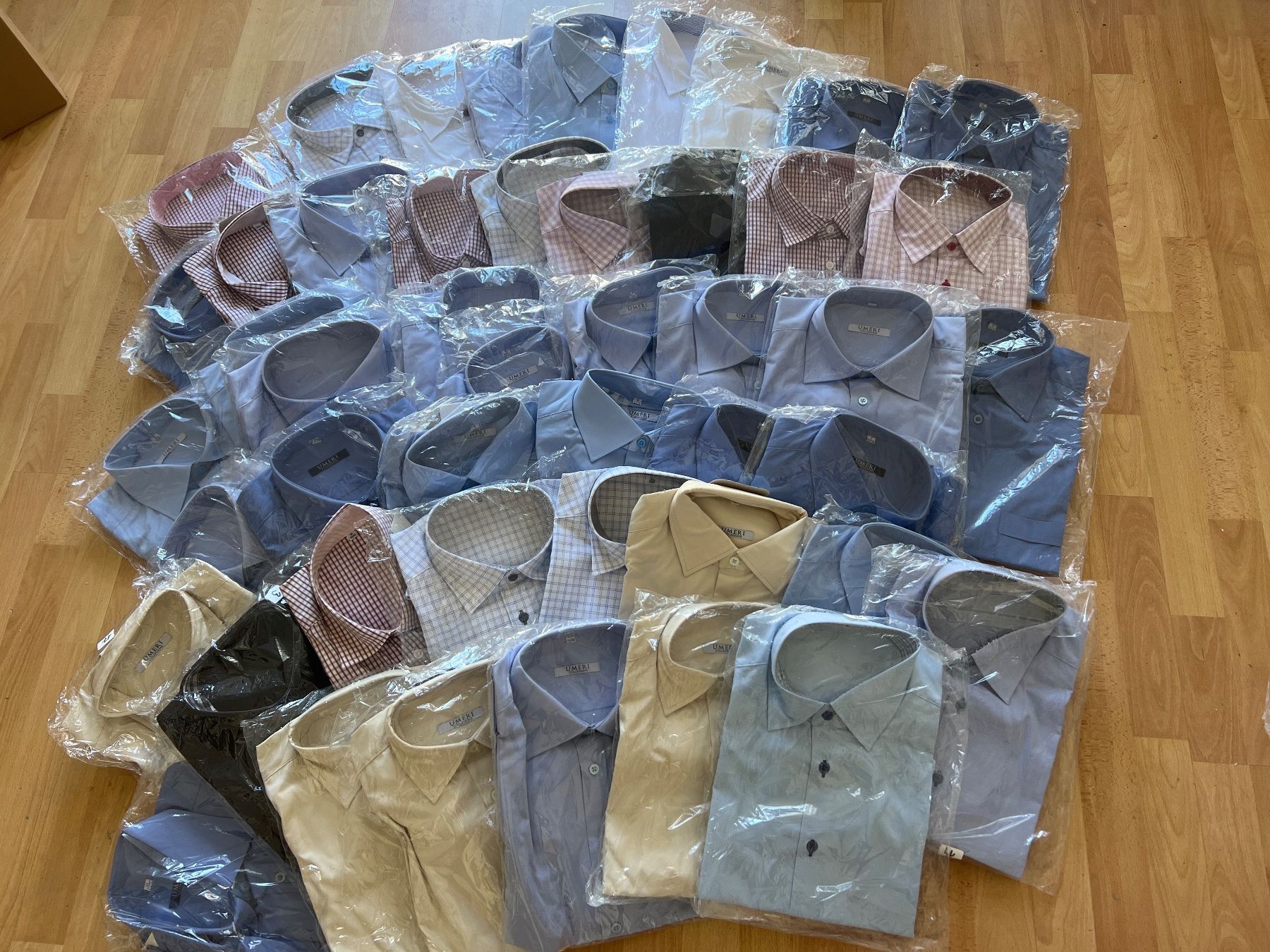 Camicie: Xxl Set 47 Hemden – Nuovo e nell'imballaggio originale da Amriswil venduto da JaJa-Express