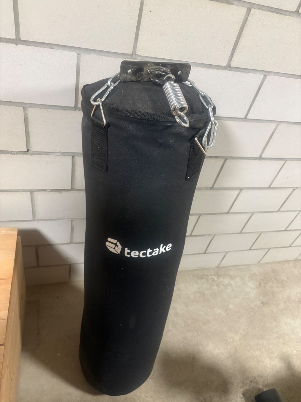 Sacs de frappe: Boxsack inklusive Deckenhalterung – D'occasion à Heimiswil par Biker_01