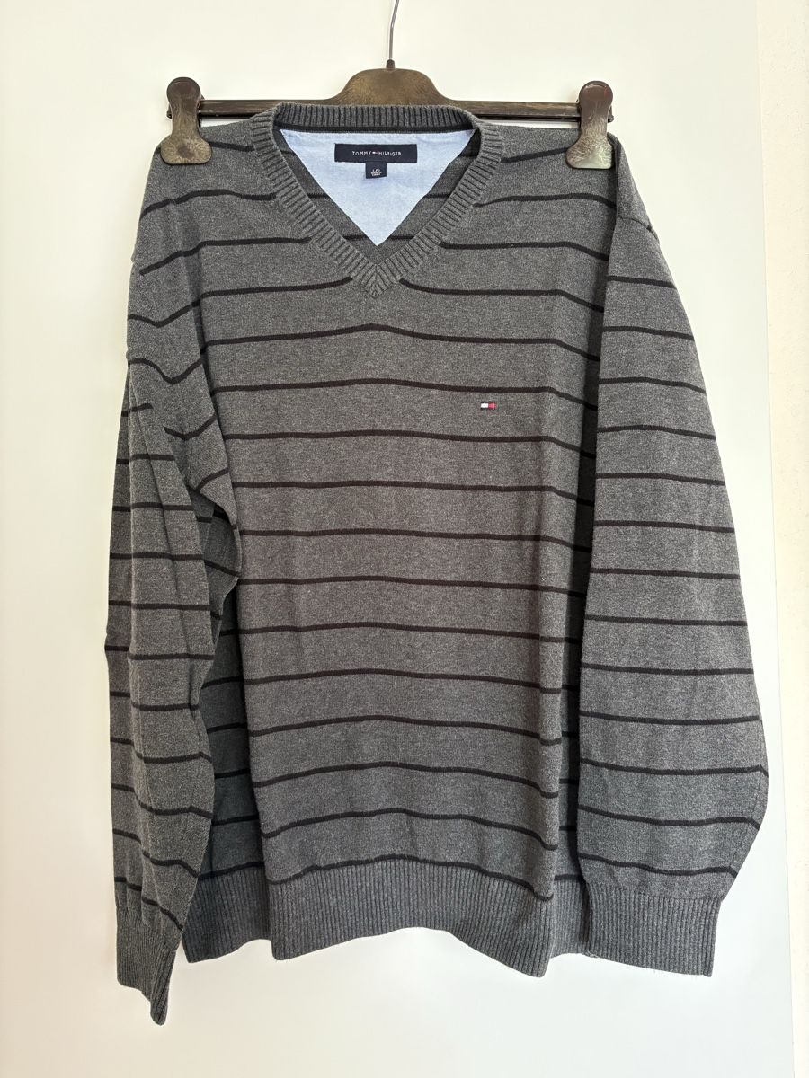 Tommy Hilfiger Maglioni & Felpe: Tommy Hilfiger Pullover grau Gr. L – Usato da Bülach venduto da Chantoffel