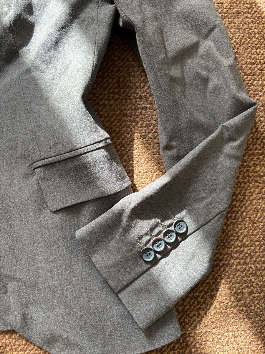 Zara Completi: Zara blazer – Usato da Confignon venduto da Second_Hand_Ch 1