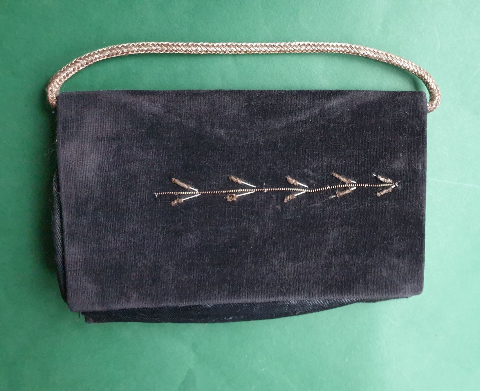 Borse da donna: Abendtasche Silber bestickt SELTENES FUNDSTÜCK – Usato da Seengen venduto da Seestern77 5