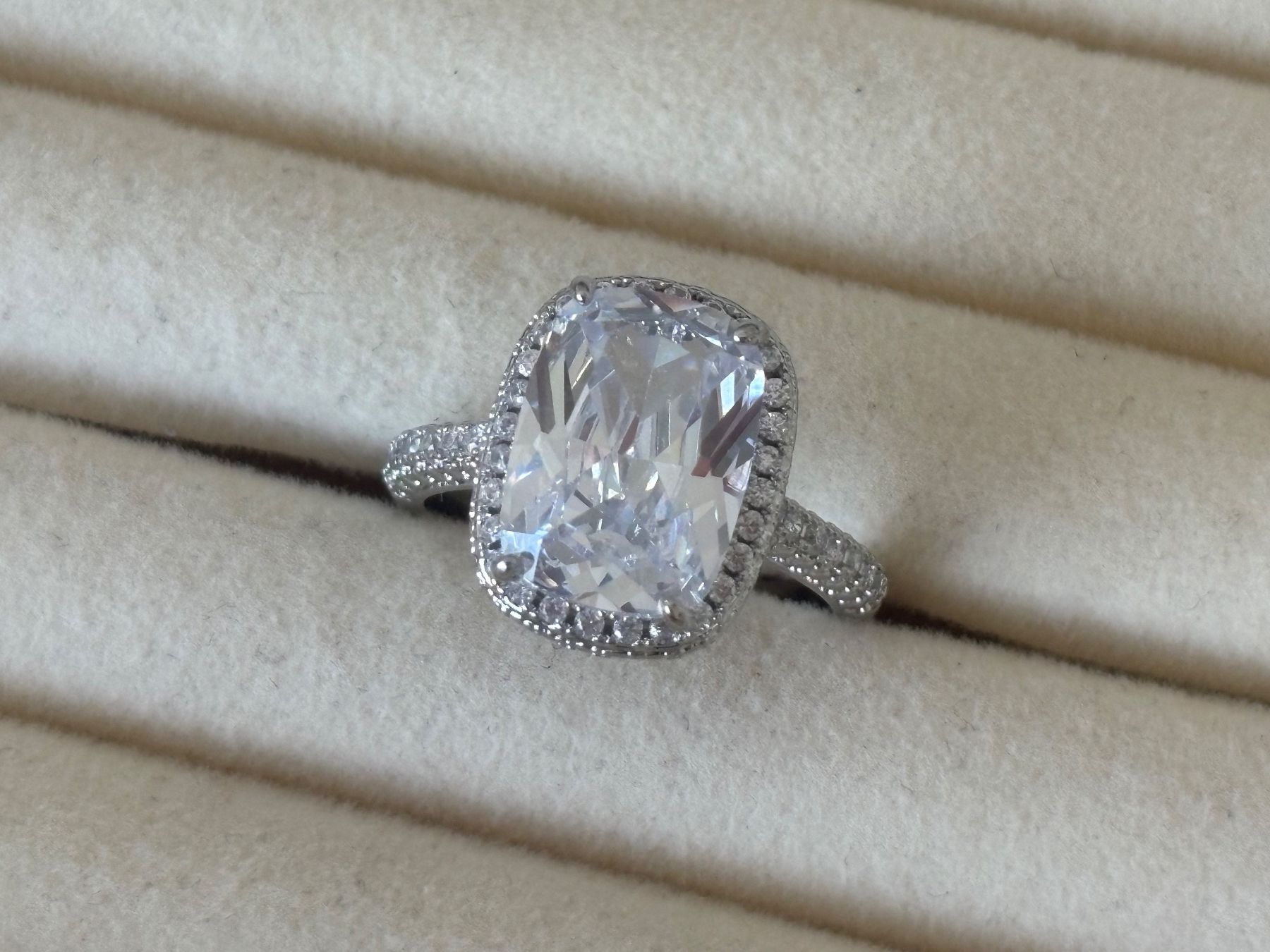 Ringe: Luxus Elegante Gr.19/9 Ring Farbe: Silber / Weiss – Neu (gemäss Beschreibung) aus Biel-Bienne von Roserosse13 2