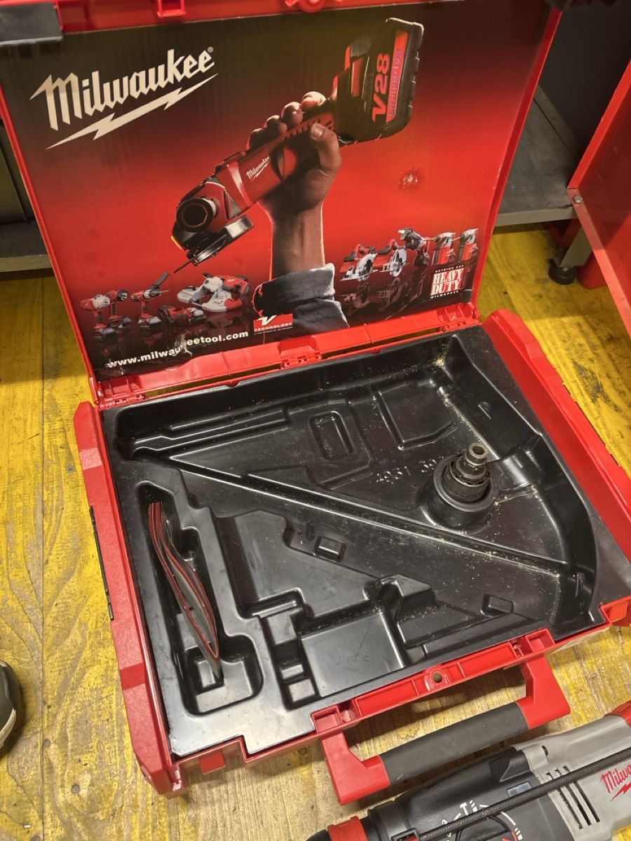 Milwaukee Trapani: Milwaukee PH 28 X Trapano perforatore – Usato da basel venduto da Swiss._.1978 1