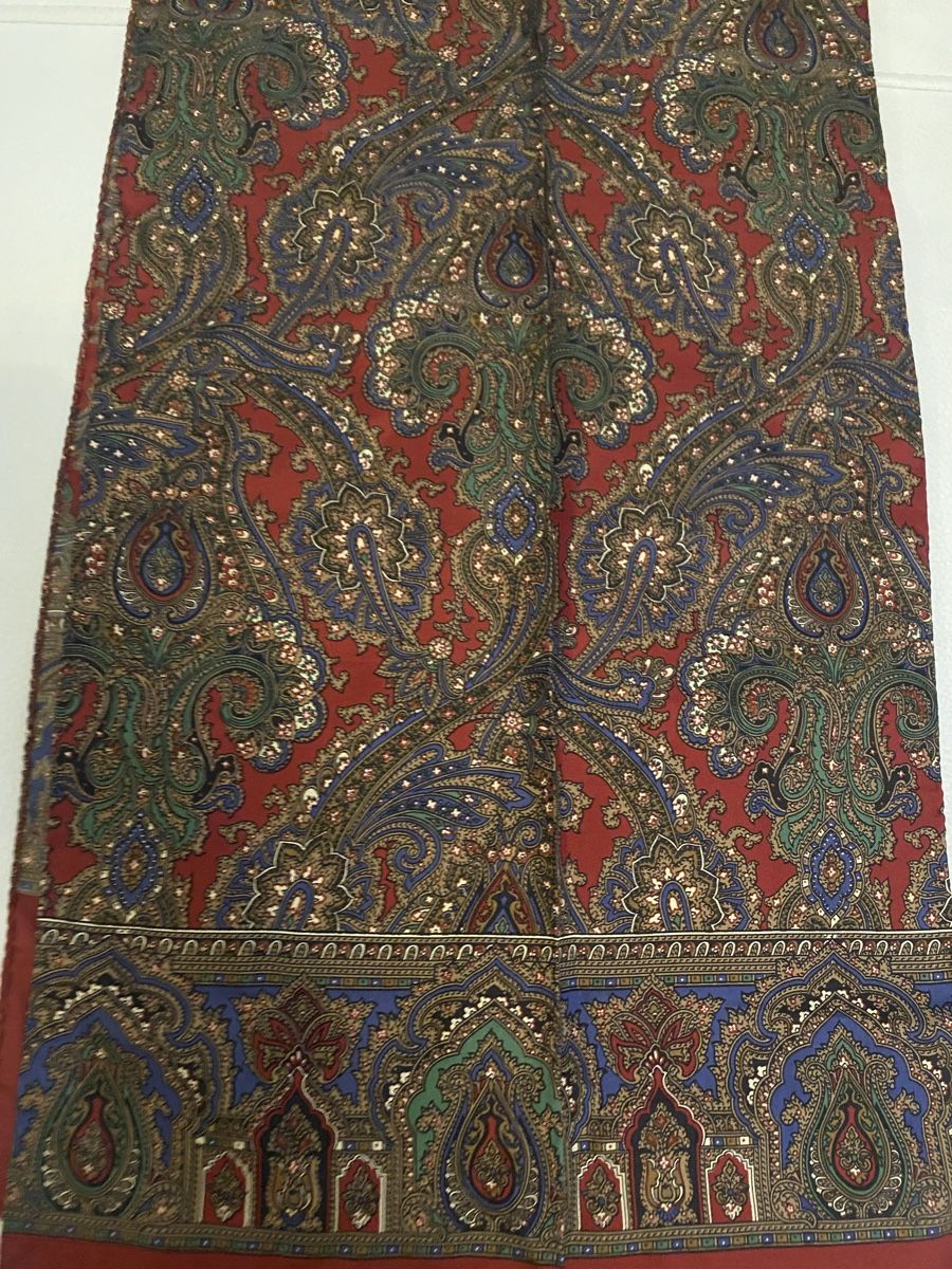 Foulards, Tücher & Schals: Seiden Schal 🌸 – Gebraucht aus Opfikon von Luis144 4