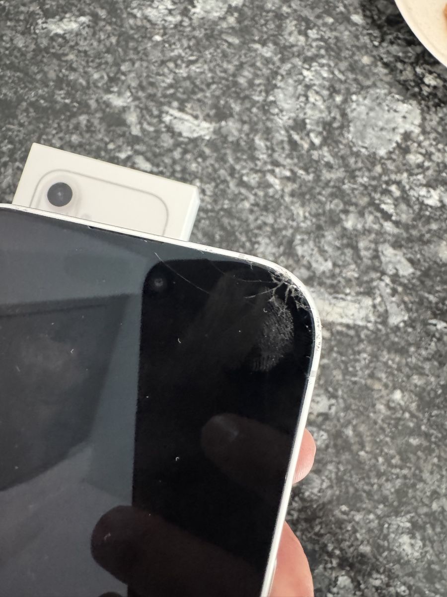 Apple Portables: Iphone 17  – D'occasion à Volketswil par Collector18 5