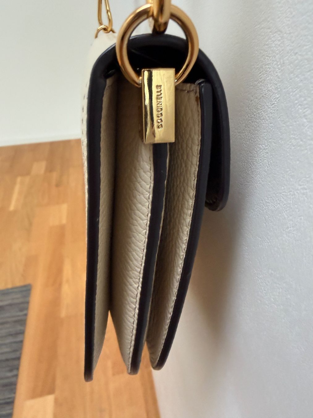 Coccinelle Borse da donna: Coccinelle Umhänge Tasche – Nuovo (secondo la descrizione) da Ehrendingen venduto da Nr.7 2