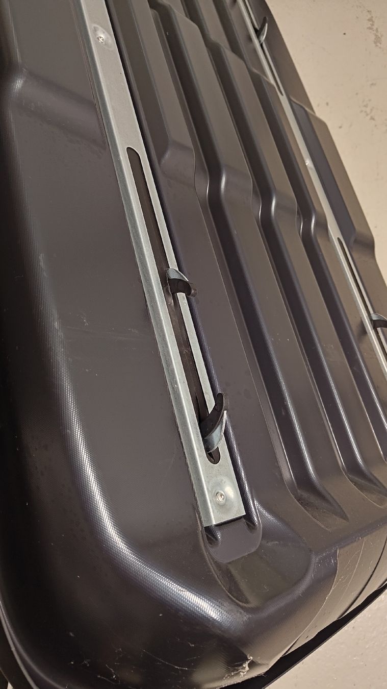 Box da tetto: Bermude 100 Car Roof Box - 304L – Usato da Wetzikon ZH venduto da Alfvisions 7
