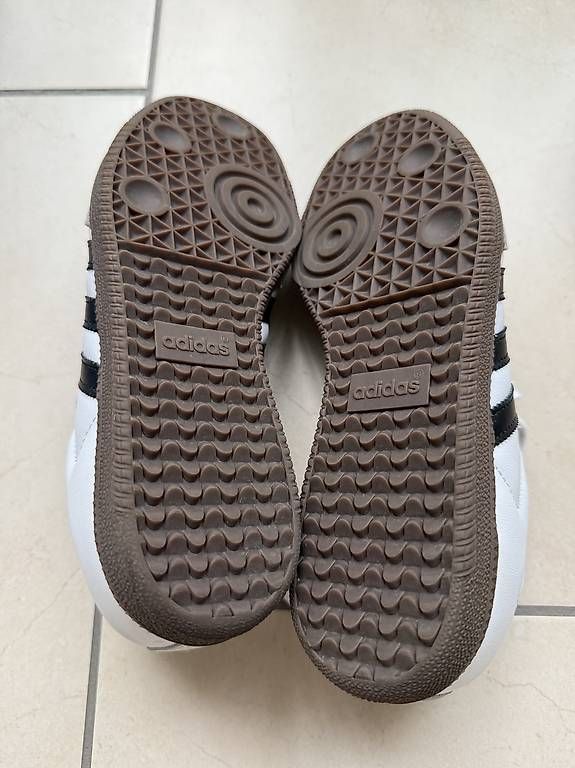 Adidas Scarpe da donna: Adidas Samba Gr. 38 2/3 – Usato da Altendorf venduto da Anjapple 4