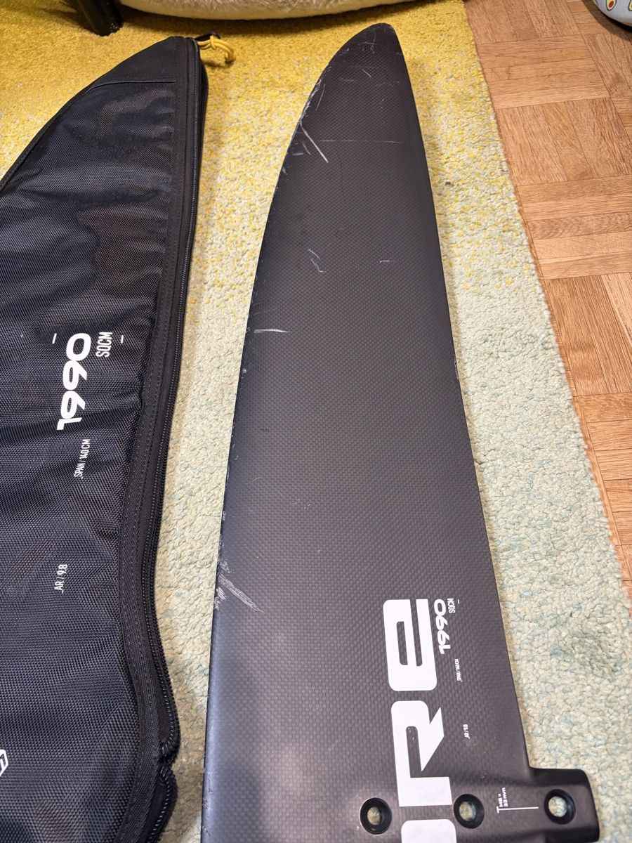 Core Tavole da surf e di nuoto: Core pulse 1990cm front wing pumpfoil – Usato da Nyon venduto da tor_6gr5 2