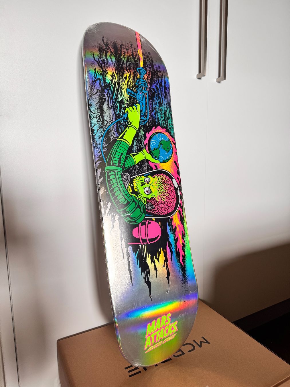Santa Cruz Skateboards: Santa Cruz Mars Attacks Skateboard 8.25 – Nuovo e nell'imballaggio originale da Walkringen venduto da Simoonx1999