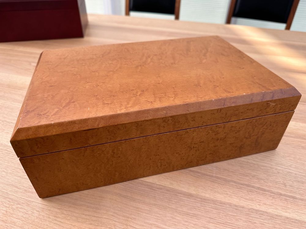 Sehr schöner Humidor aus hellem Holz (gebraucht) Kaufen auf Ricardo