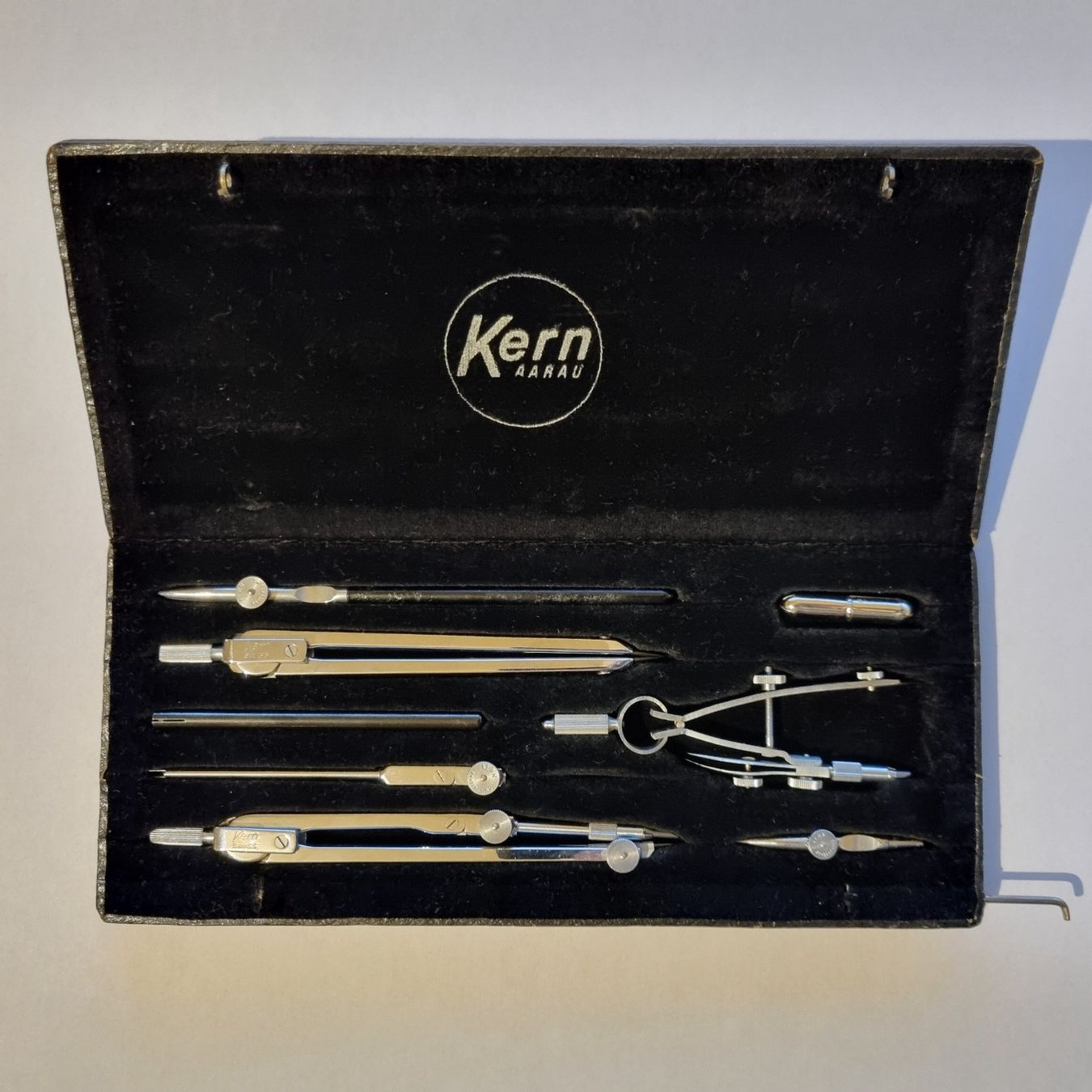 Compassi: Kern Zirkelset Reisszeug – Usato da Rüti ZH venduto da Fragments05