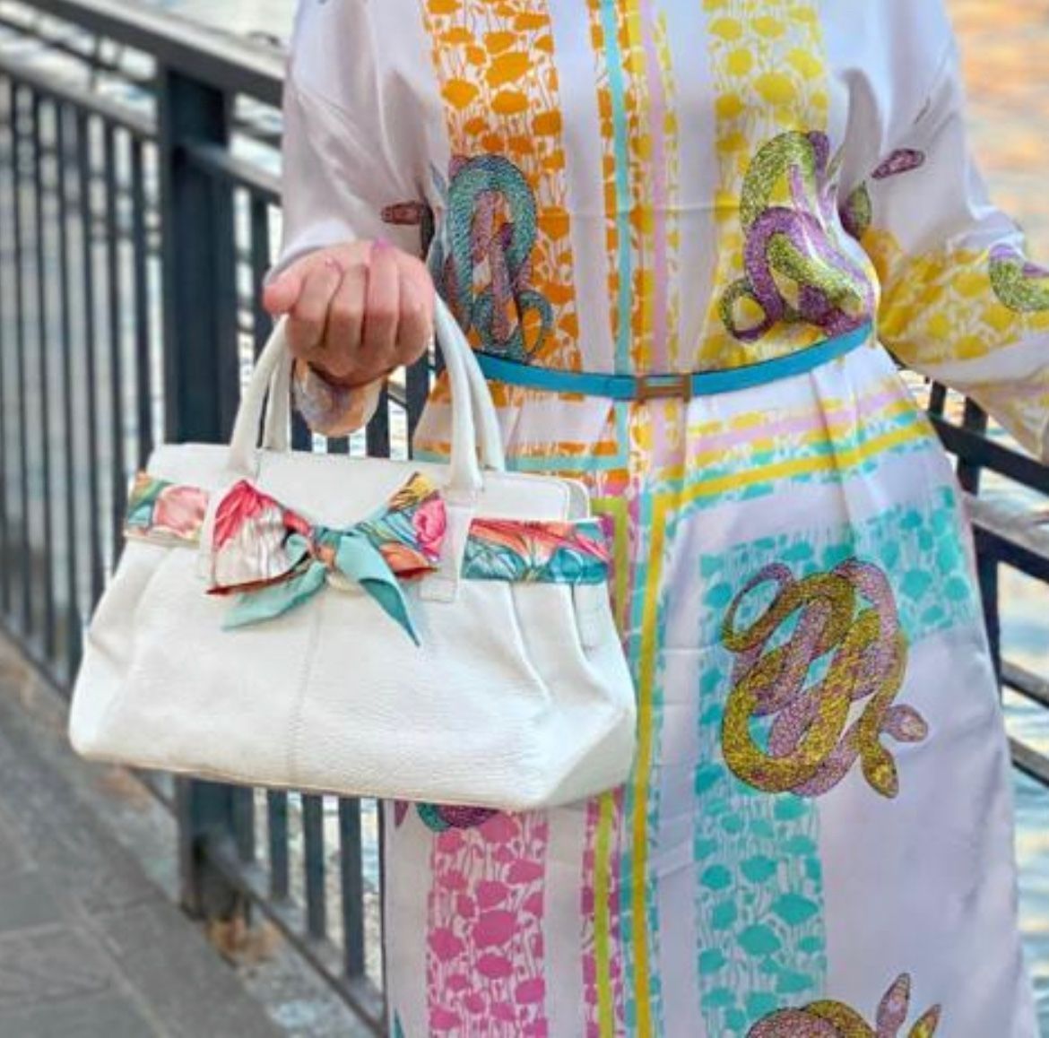 Escada Taschen für Damen: ESCADA Handbag White leather – Gebraucht aus Erlenbach ZH von topchick