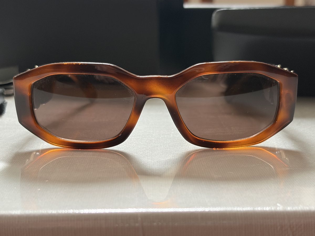 Versace Brillen & Gläser: Versace Medusa Sunglasses – Gebraucht aus Zürich von marameer 4