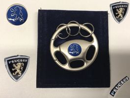 Peugeot Schlüsselanhänger in Lenkradform