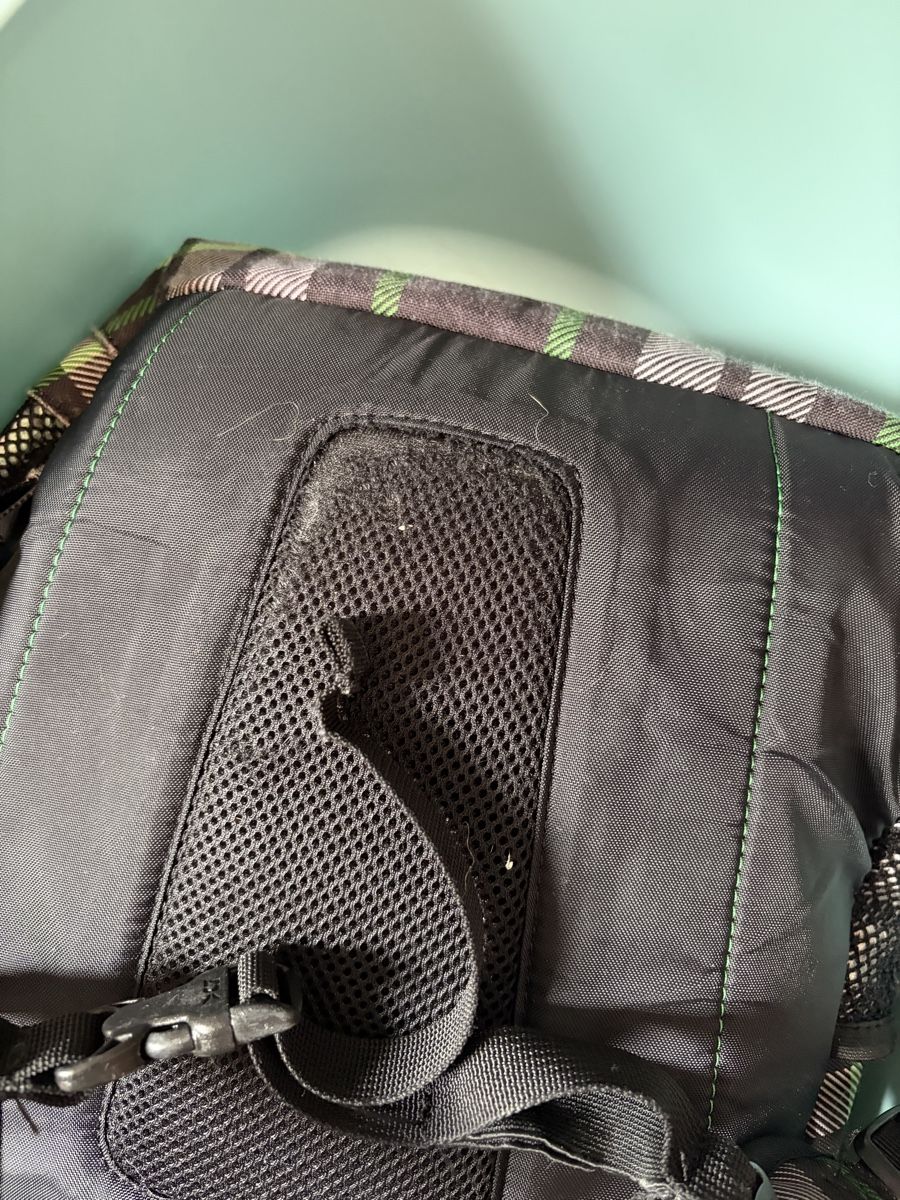 Dakine Sacs à dos: Schulrucksack von Dakine – D'occasion à Breitenbach par gift1 1
