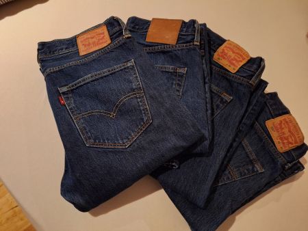 Levis--Strauss Original 501 mit Knopfleiste