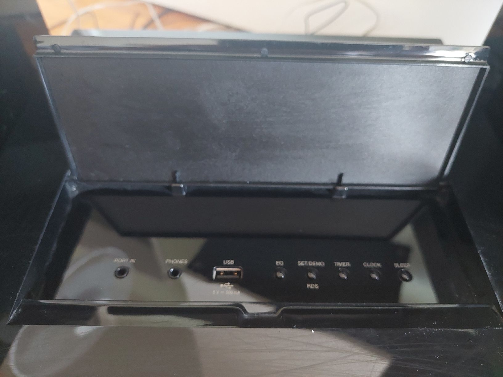 LG Audio- & Mediensysteme: LG CM2630 Stereoanlage – Gebraucht aus Dietikon von MonkeyBusiness 3
