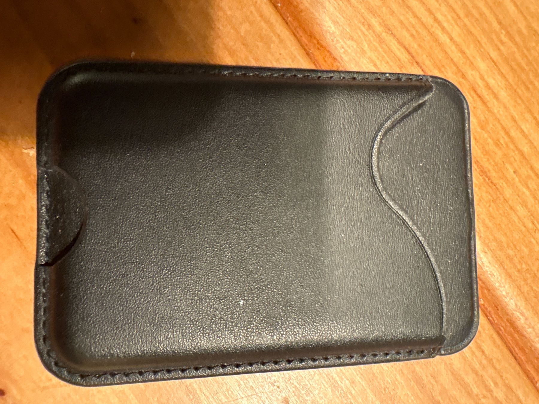 Sonstige Kleidung & Accessoires: Kartenetui Leder Schwarz mit Magnet – Gebraucht aus Elfingen von Huckuck