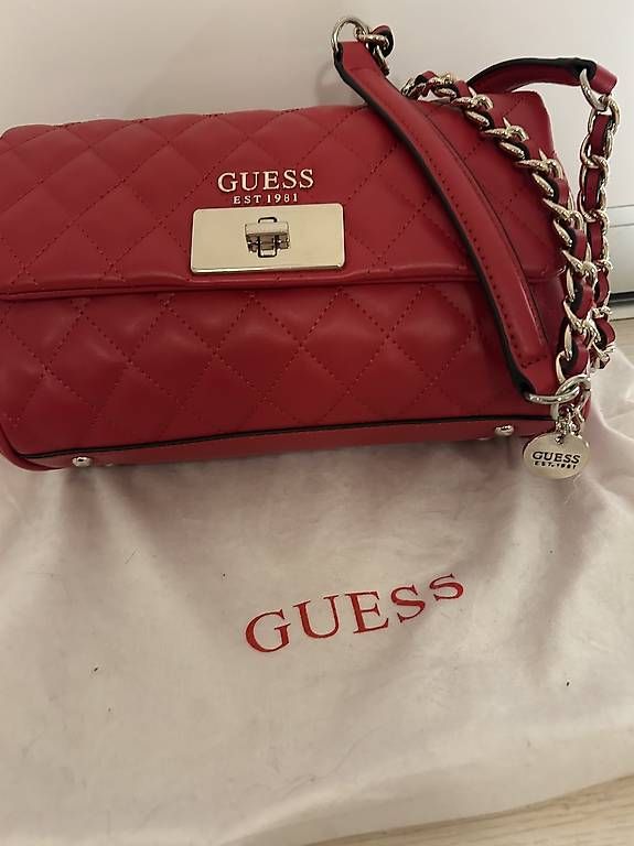 Borse da donna: Guess Est. 1981 – Nuovo e nell'imballaggio originale da Balerna venduto da bfa_x265