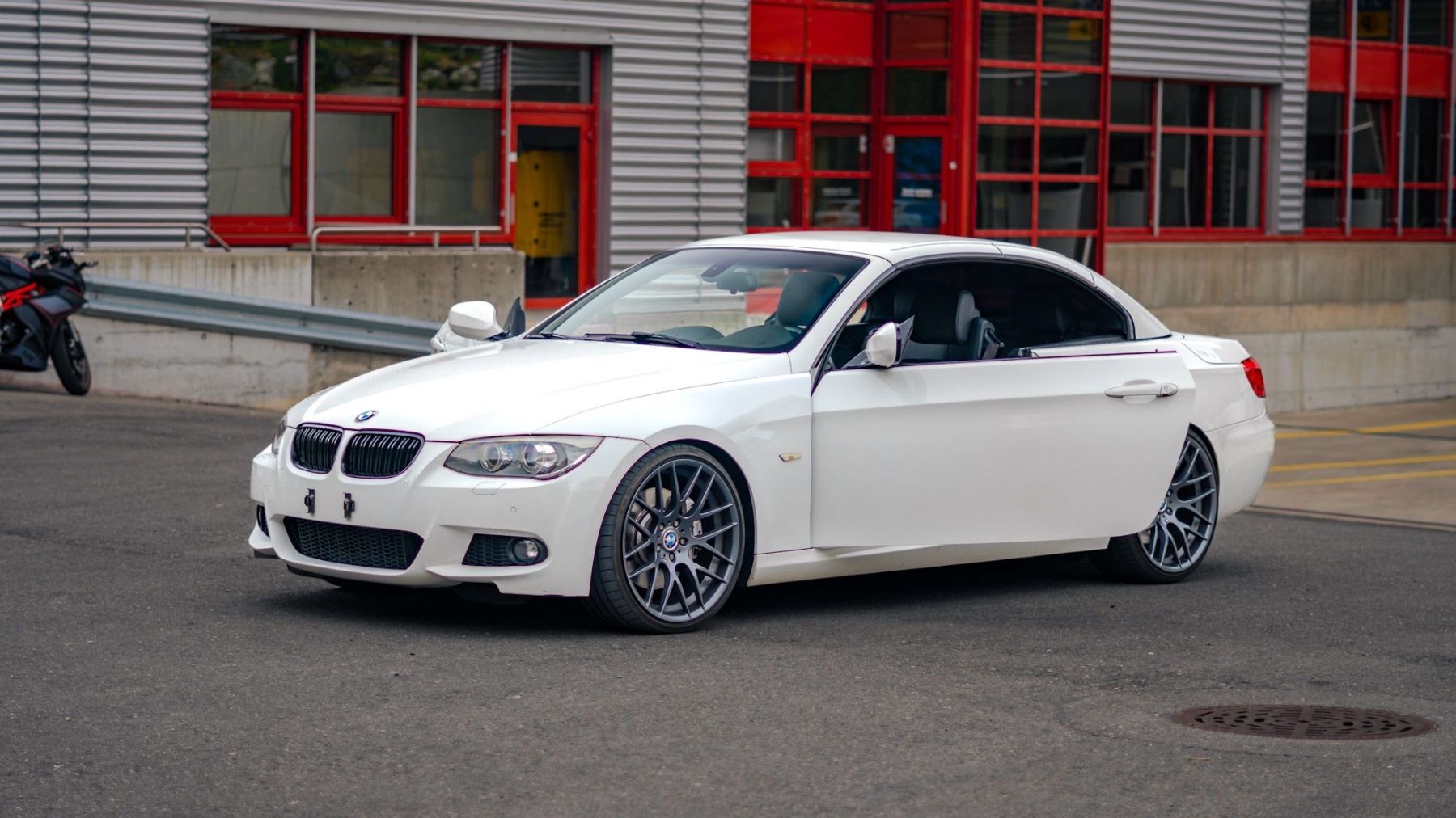 BMW Automobili: BMW 335i Cabrio – Usato da Adligenswil venduto da Emir_94 4