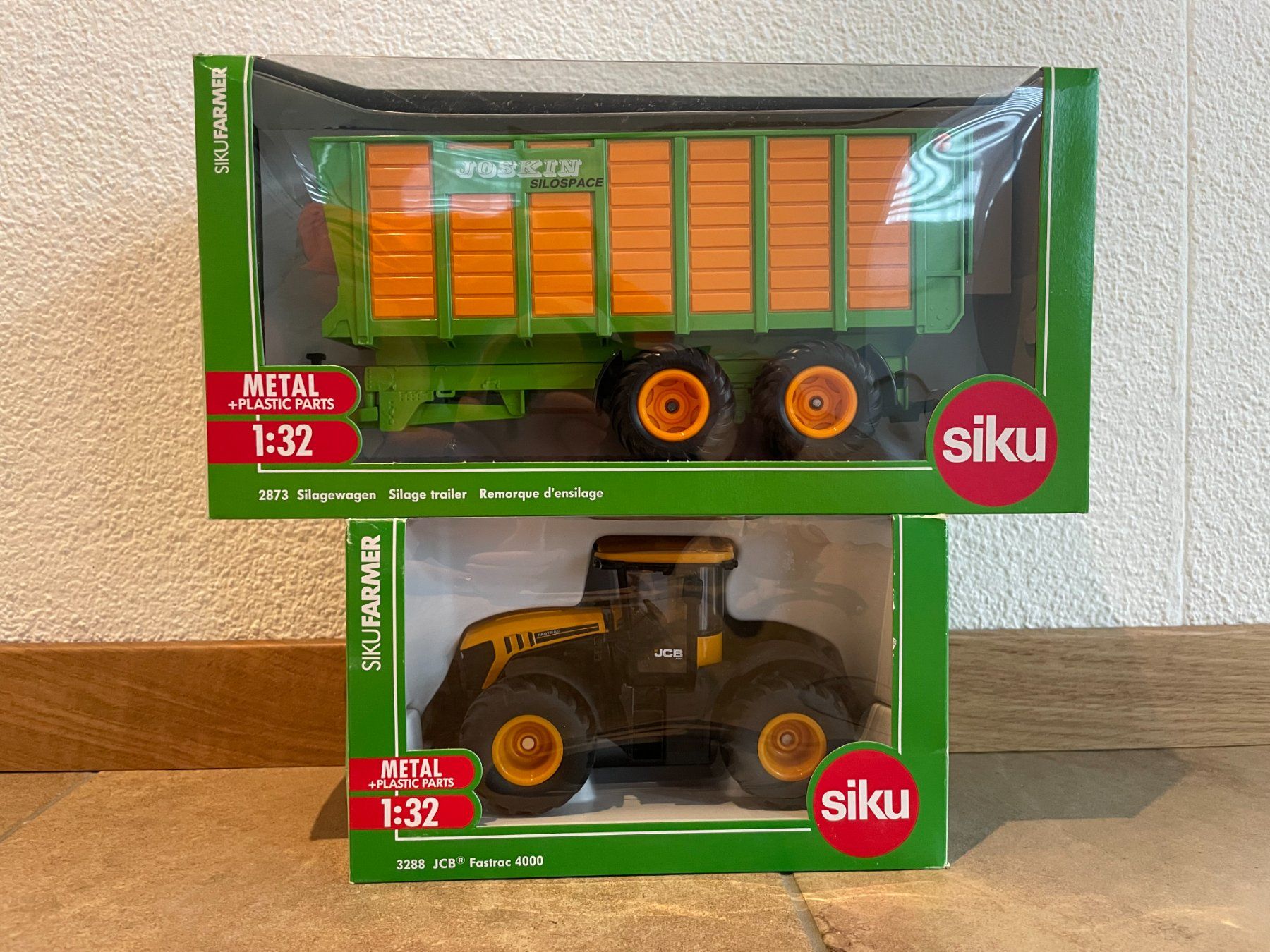 Jcb Traktoren: SIKU JCB 4220 mit Joskin – Neu und originalverpackt aus Kreuzlingen von Stefan1150 4