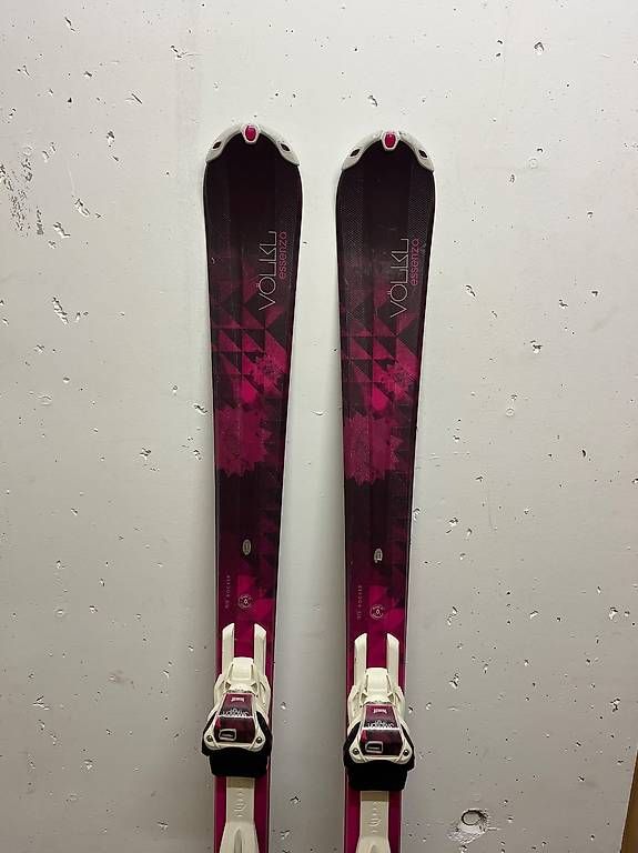 Skis: Damen Ski Völkl 153cm – D'occasion à Tägerwilen par tanjafe13 1