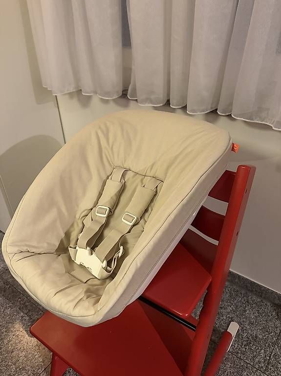 Hochstühle: Stokke Tripp Trapp Newborn Set  Beige – Gebraucht aus Affoltern am Albis von NKretzschmar 1