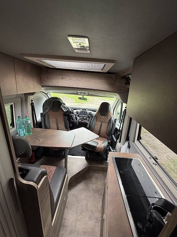 Mobilhome: Vendo tavolo e supporto per letto zona dinette – Usato da Taverne venduto da gdisanto79