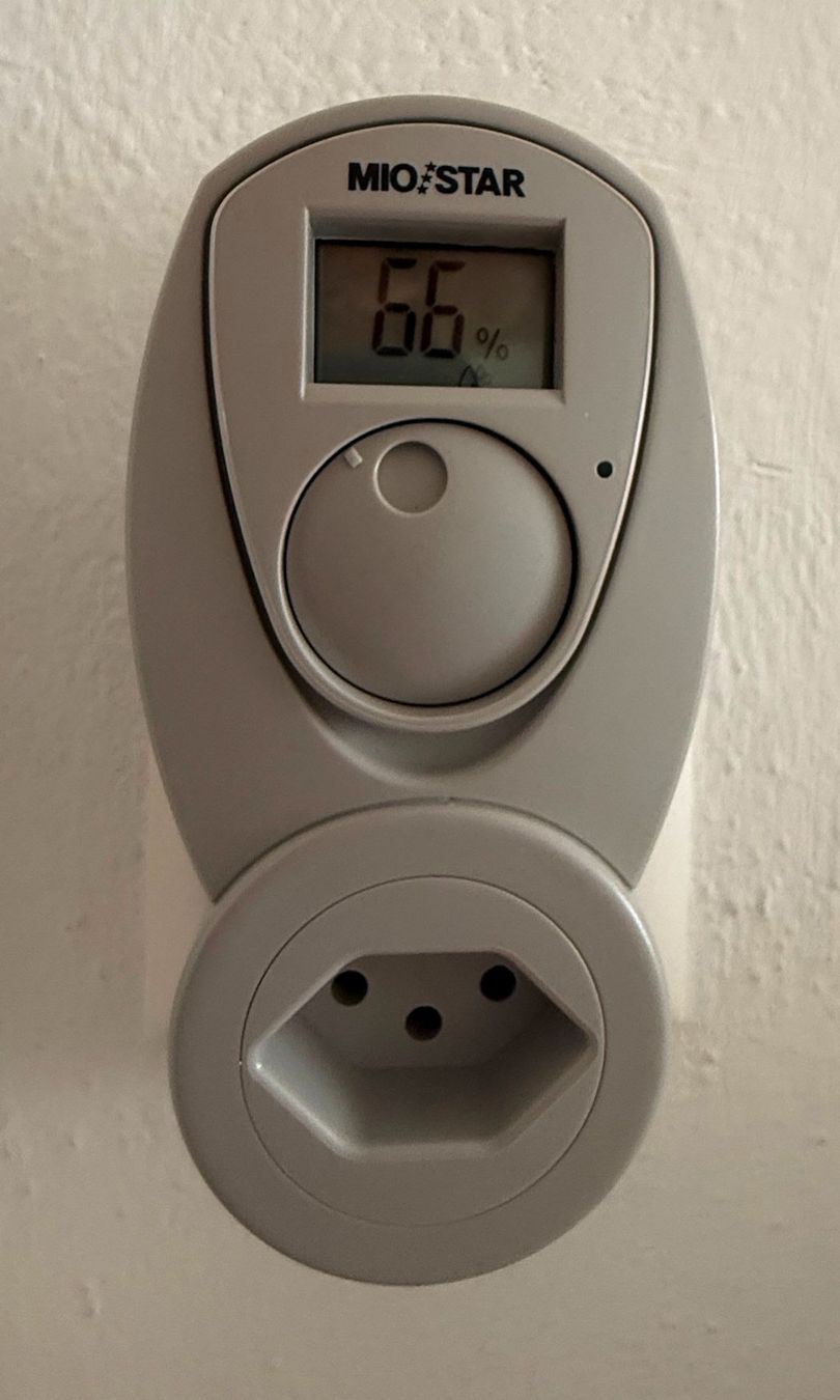 Migros Misurare: miostar Hygrostat digital 7176,012 Hygrometer  Schalter – Usato da Lodrino venduto da Stema